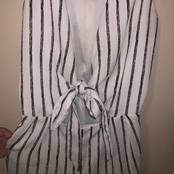 Stripped Romper - Picture 3 of 3